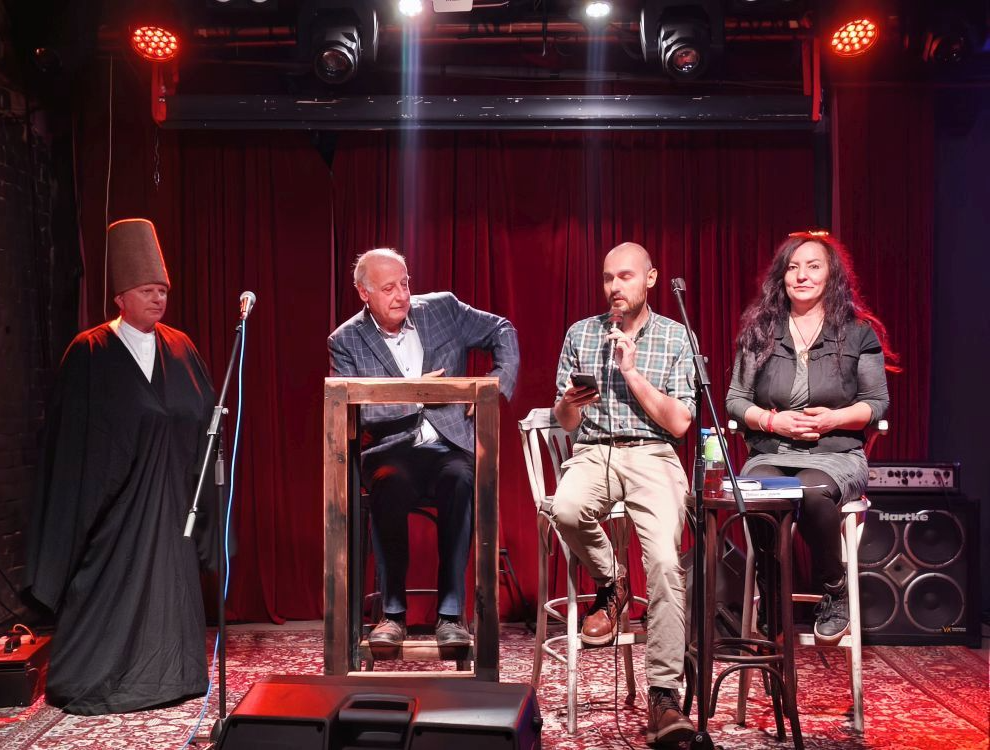 Хайри Хамдан представи новия си роман „Повикът на бездната“